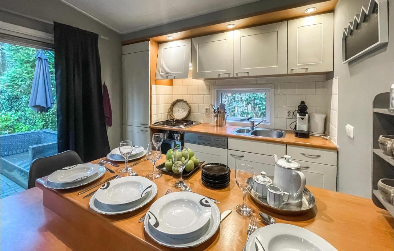 Awesome Home In Emst With Kitchen Eksteriør billede
