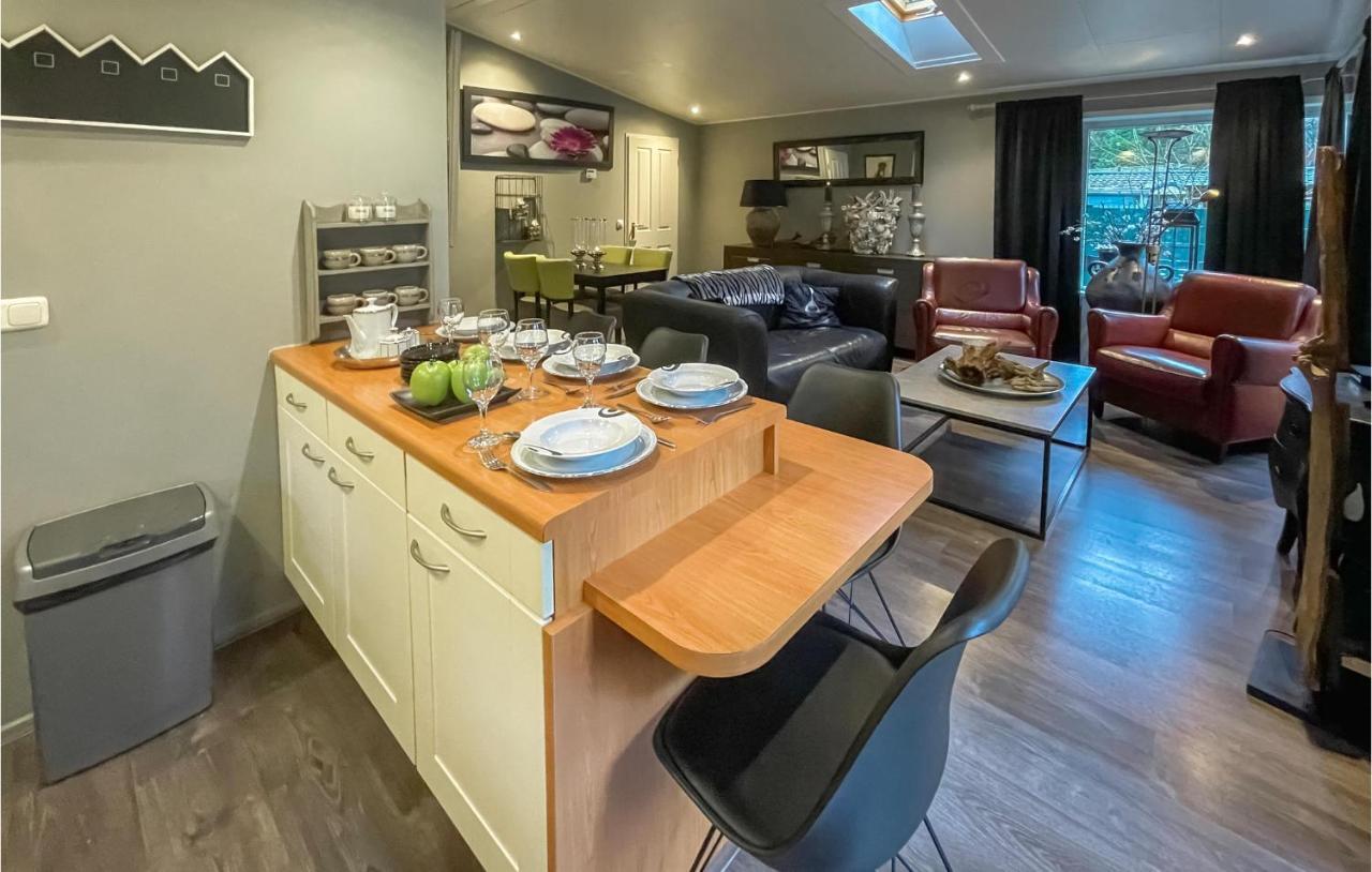 Awesome Home In Emst With Kitchen Eksteriør billede